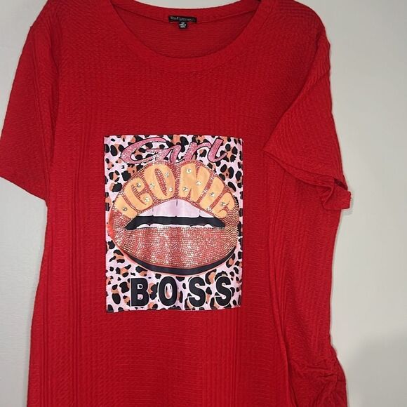 Top Fashion “ Girl Boss” longer length top - Picture 3 of 9